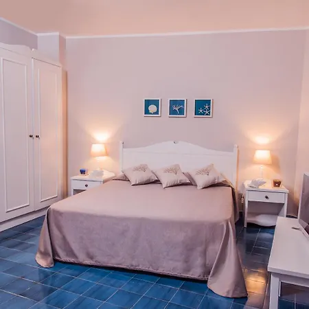 Tonnara Hotel 4*