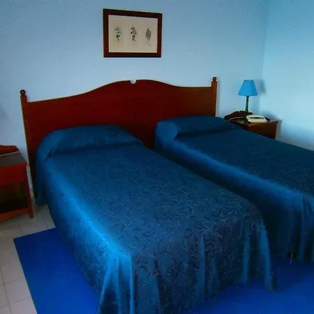 فندق Tonnara تْرابْيا